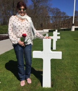 Nicole at Ewald grave 15 April 2015